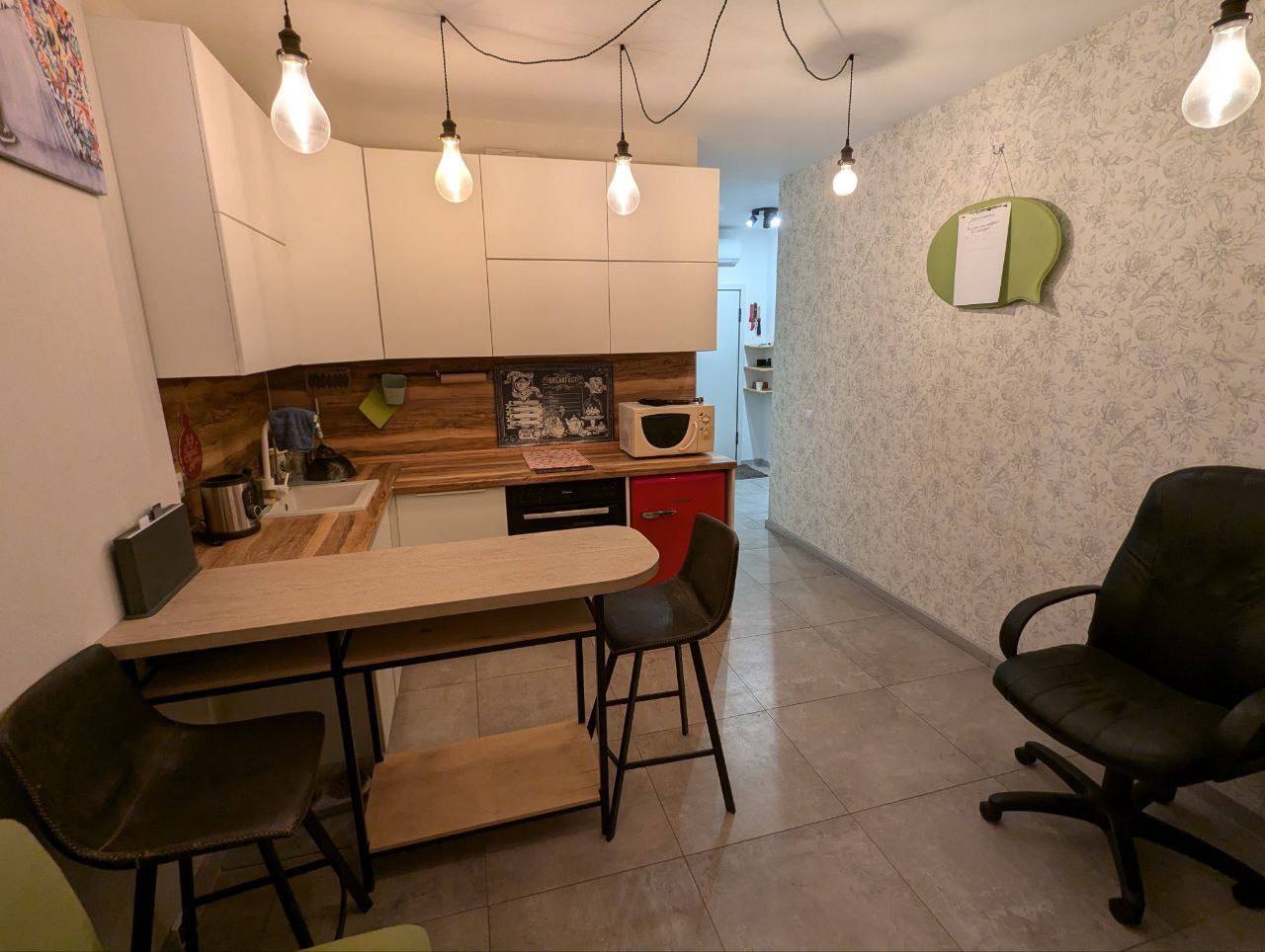 house-img